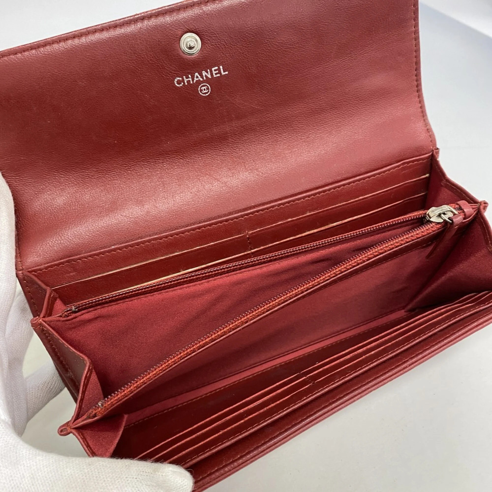 CHANEL Red Lambskin Leather Wallet - Picture 3 of 9